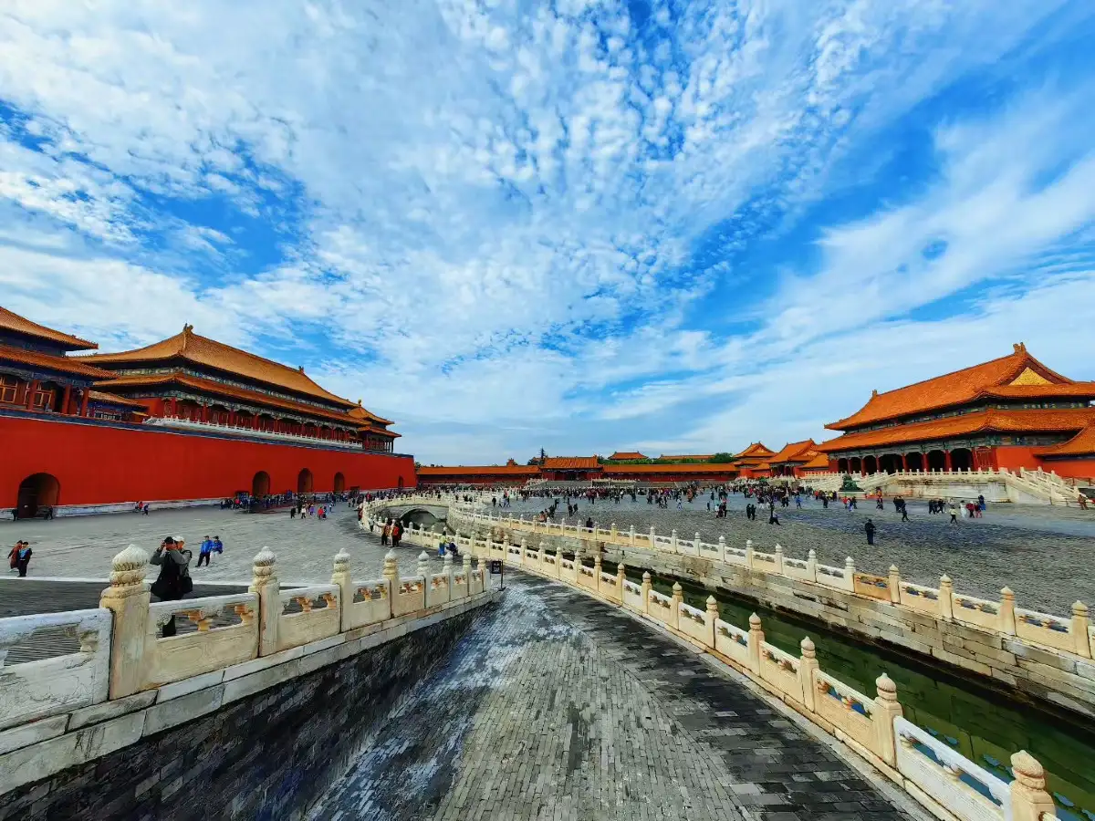 Perfect Routes Through the Palace: 2 Hours, Half Day or Full Day